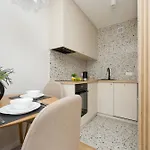 Pereca Klimatyzowany W Centrum Warszawy Z Darmowym Parkingiem By Renters Apartment *