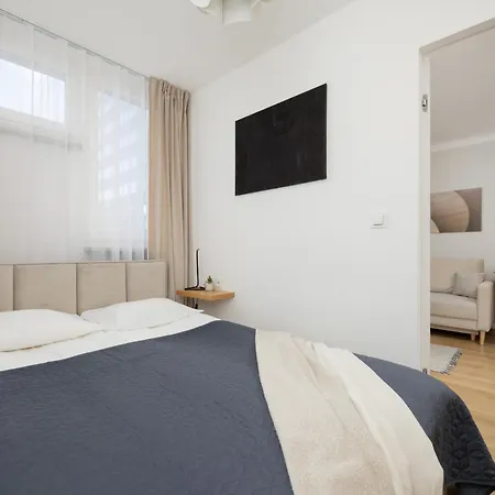 Pereca Klimatyzowany W Centrum Warszawy Z Darmowym Parkingiem By Renters